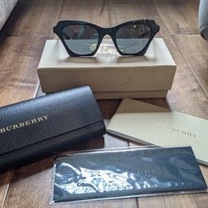 Burberry sunglasses